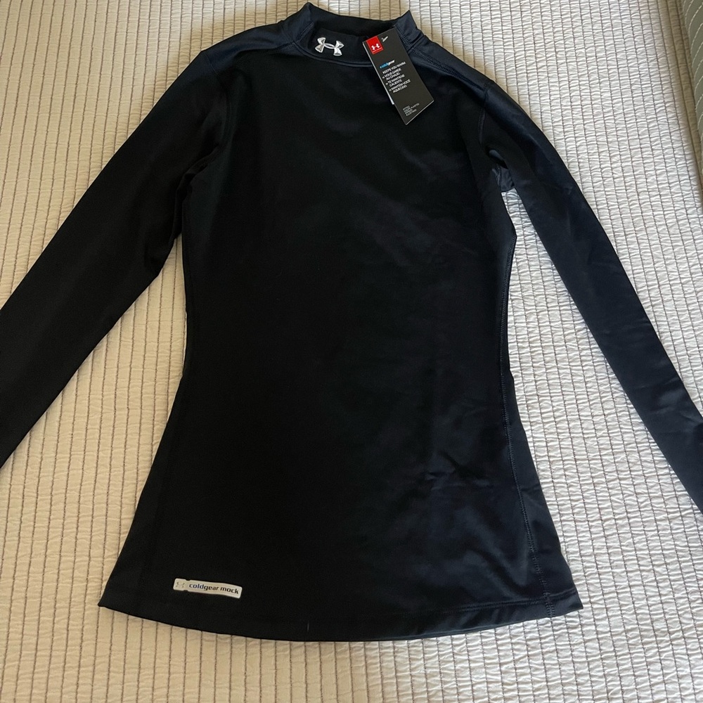 Under Armour black long sleeve cold gear- size small- NWT